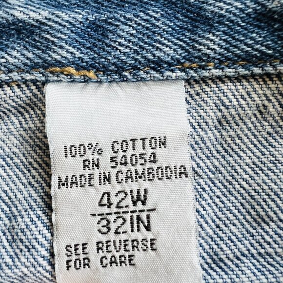 Bugle Boy 705 Mens Denim Jeans Size 42x32 Tapered Leg Mid Rise Blue Cotton Denim - Picture 7 of 11